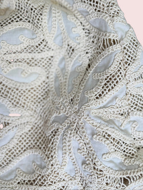 BORSA IN PIZZO CON MANICO IN LEGNO