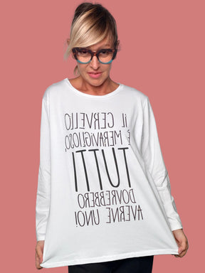 T-shirt over bianca con stampa frontale