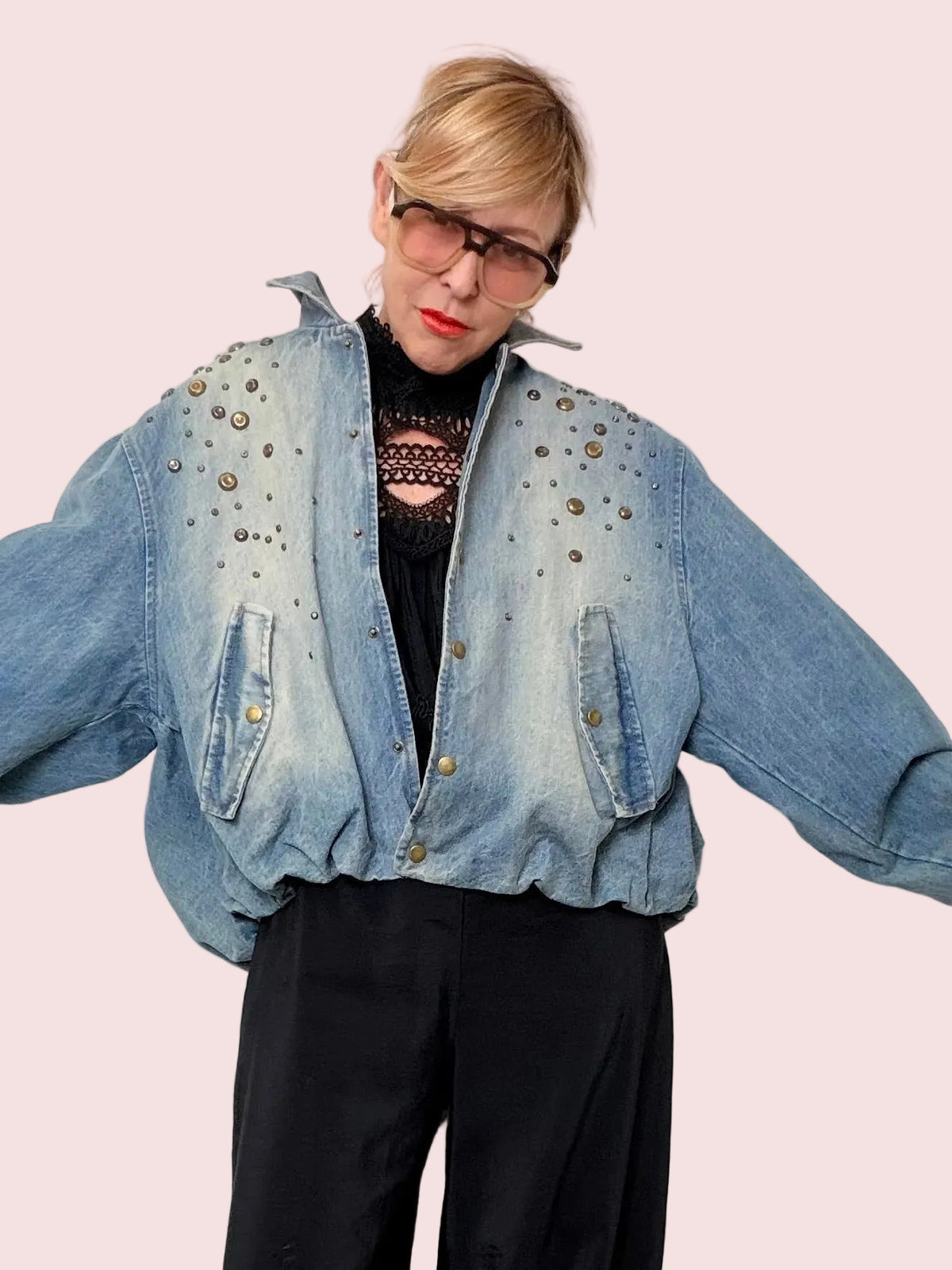Bomber Denim con Borchie