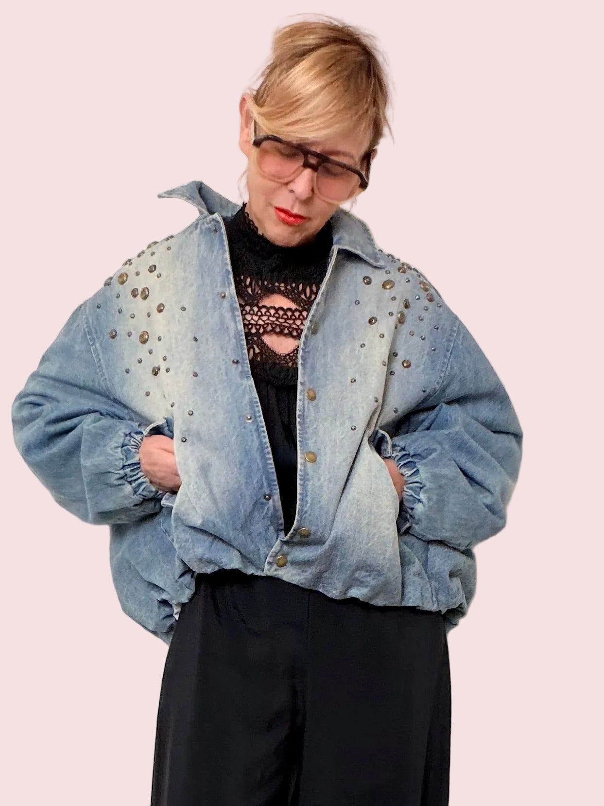 Bomber Denim con Borchie