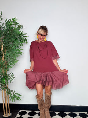 Abito T-Shirt con Balze in Mussola