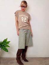 Bermuda Easy Chic con Borchie