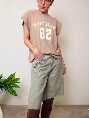 Bermuda Easy Chic con Borchie