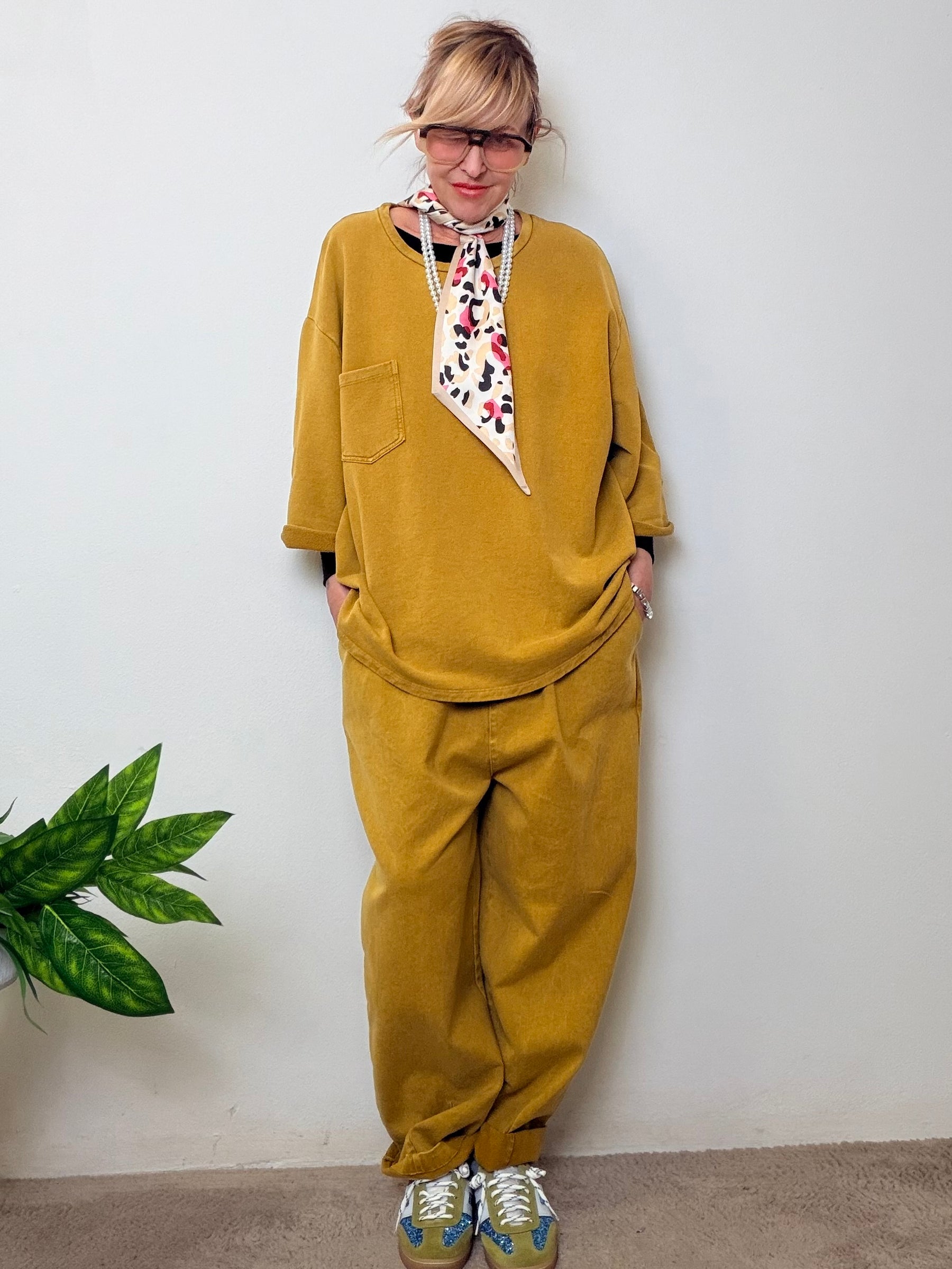 Jeans over tinto capo