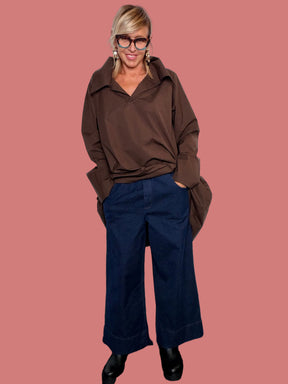 Jeans Flo&Poi da donna blu scuro con gamba ampia, vista completa