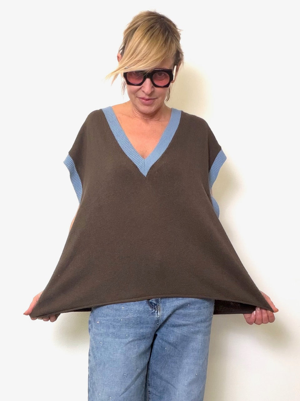 Gilet over con bordi a contrasto