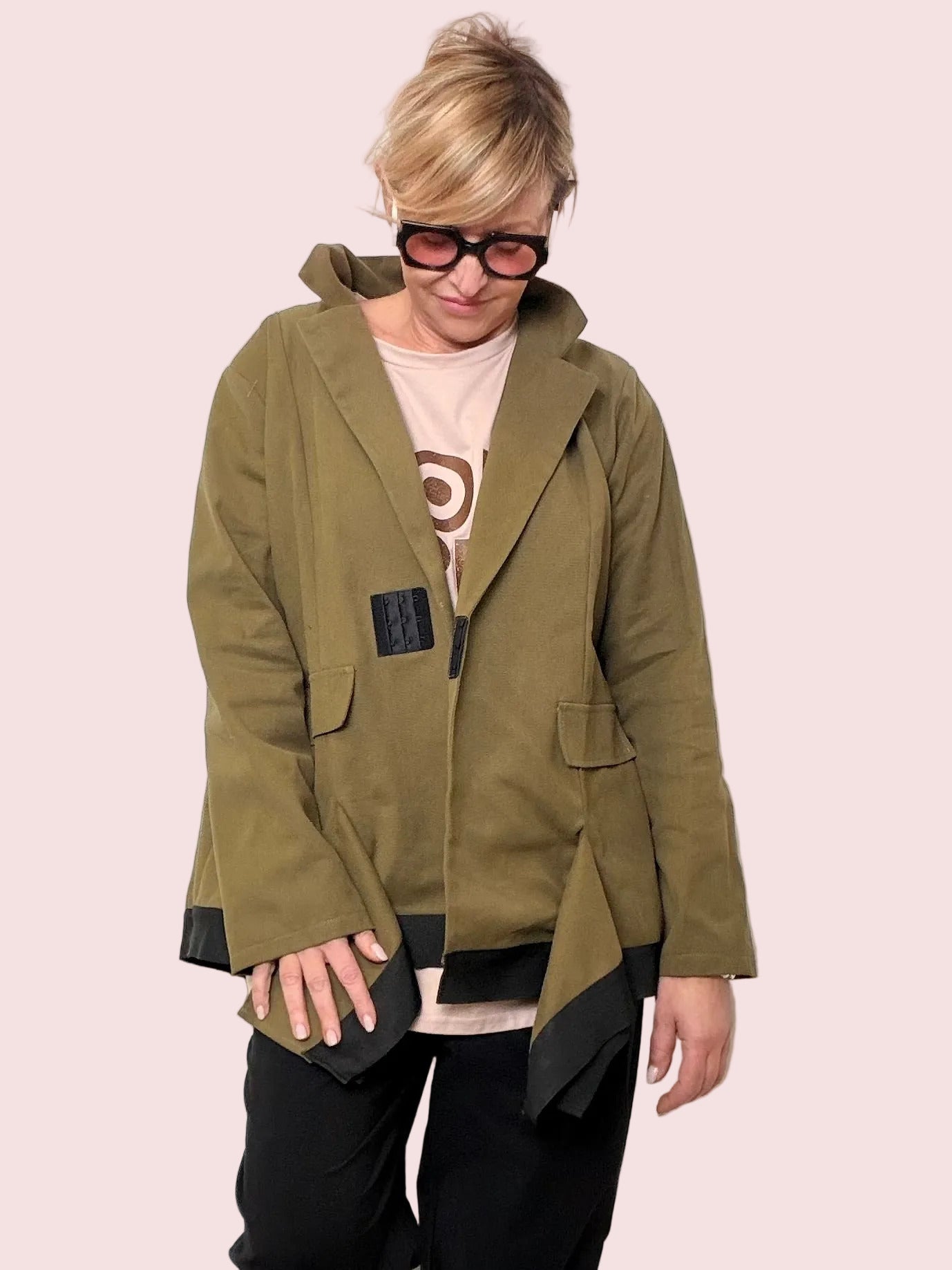 Giacca over destrutturata con fondo a contrasto