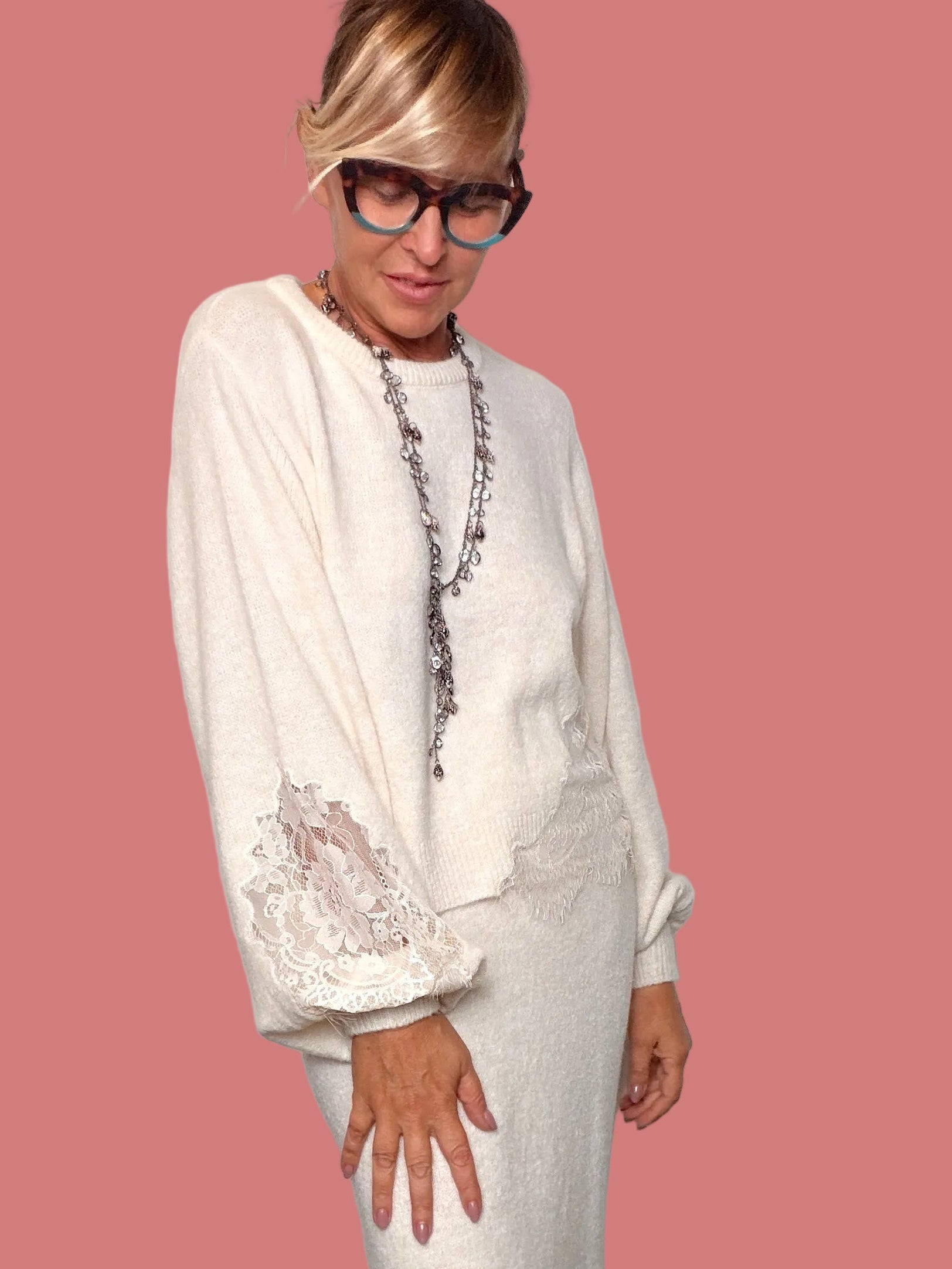 Maglia Bianca con Dettagli in Pizzo Souvenir
