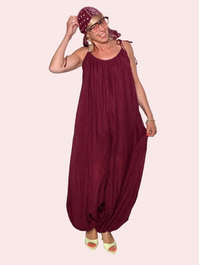 Tuta Jumpsuit Harem Bordeaux in Tessuto Crinkle con Bandana Inclusa