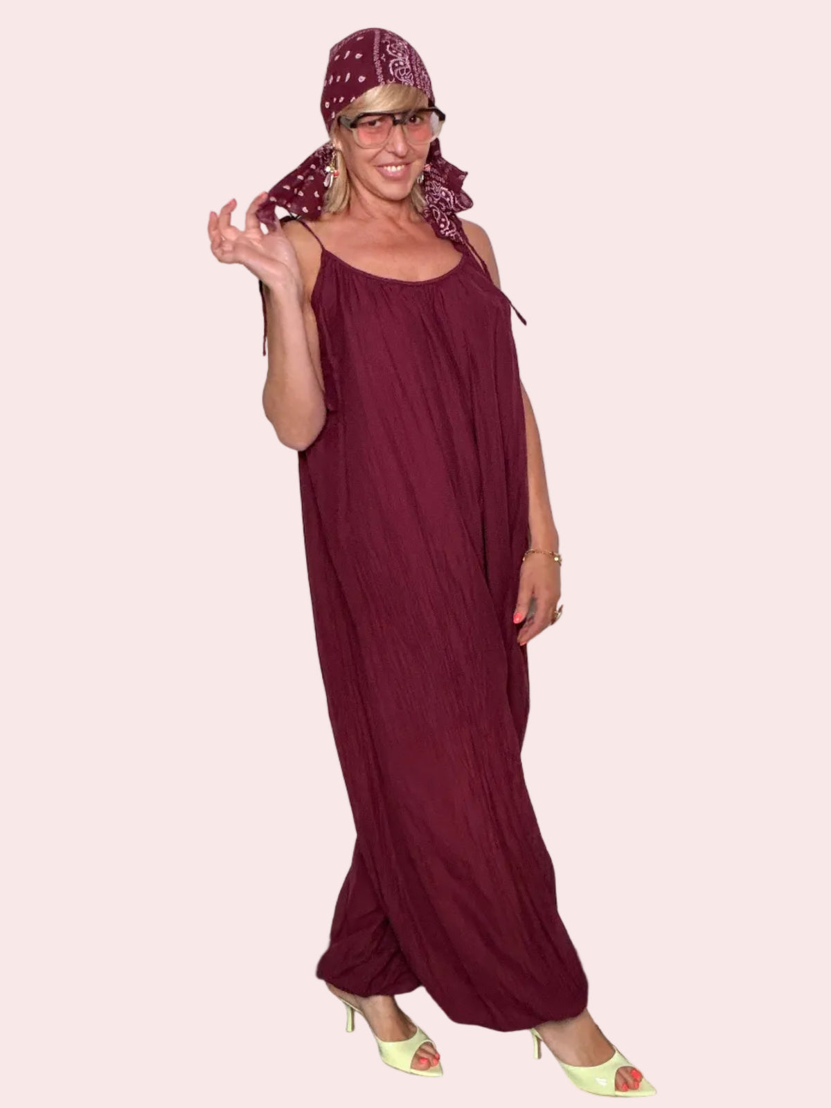 Tuta Jumpsuit Harem Bordeaux in Tessuto Crinkle con Bandana Inclusa