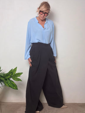 Pantalone in Tencel con Drappeggio ed Elastico in Vita