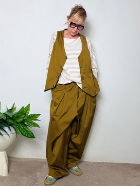 Pantalone over con coulisse in vita