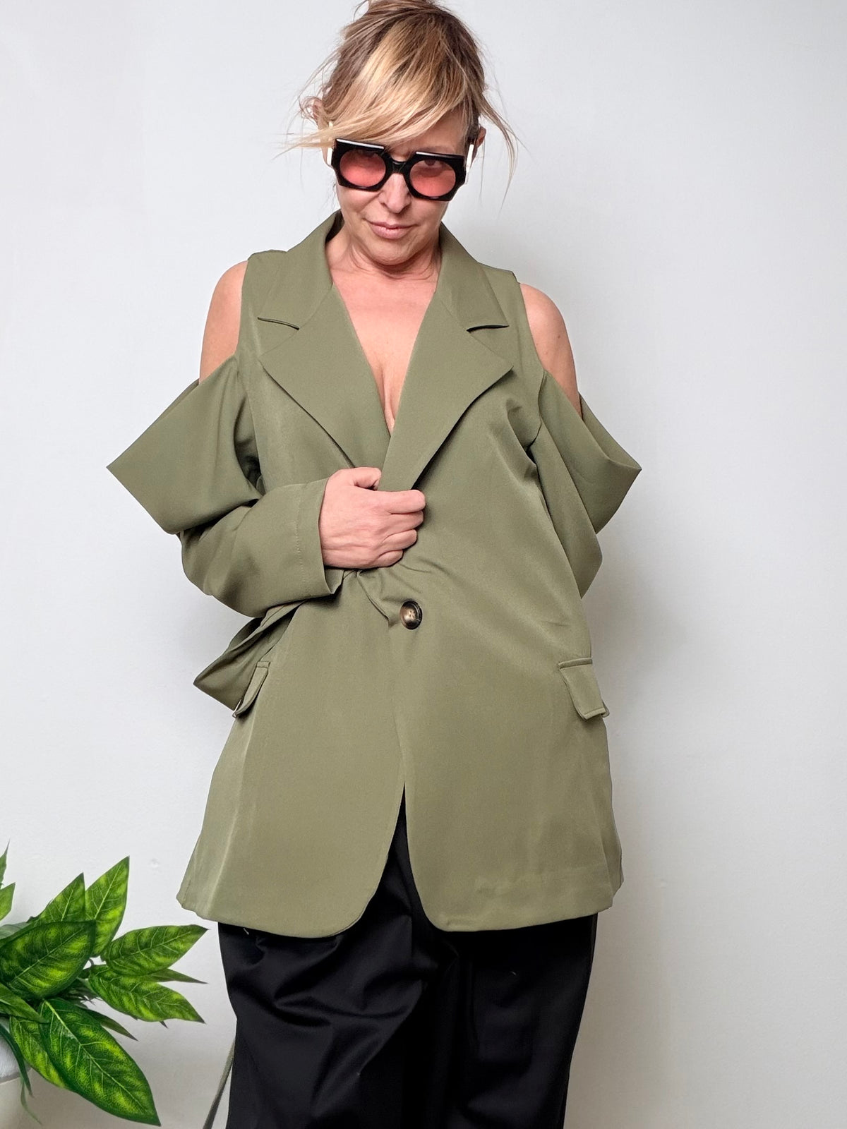 Giacca Over con Spalle Scoperte – Power Chi