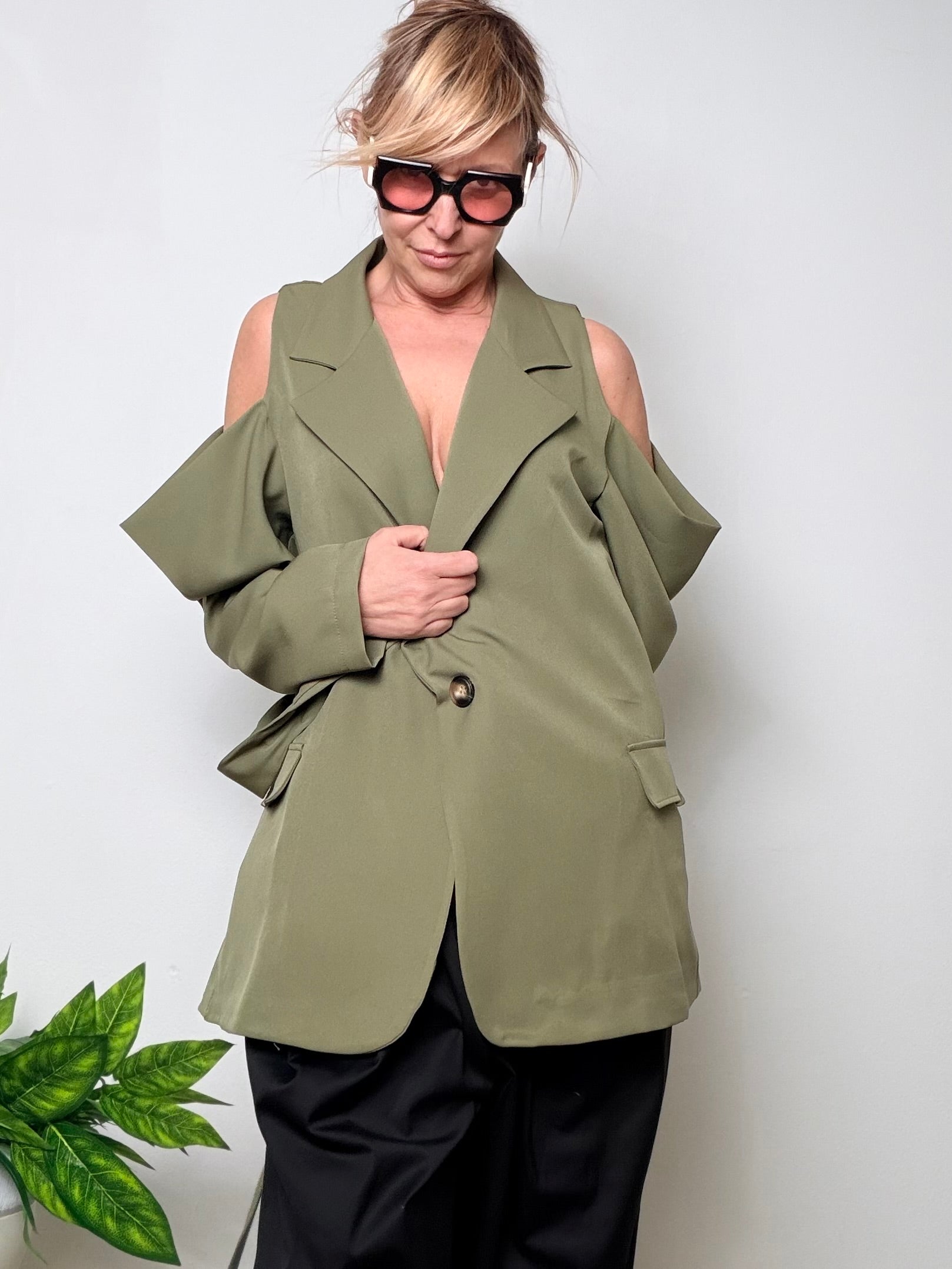 Giacca Over con Spalle Scoperte – Power Chi