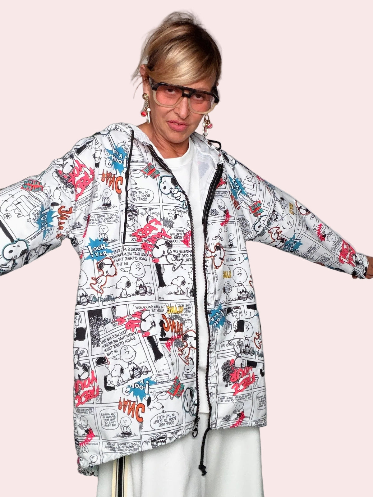 Giacca Windbreaker con Cappuccio e Stampa Fumetto Pop Art All-Over