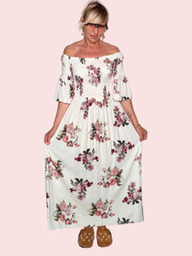 Abito Maxi Off-Shoulder con Corpino Smock e Maniche a Campana — Stampa Floreale