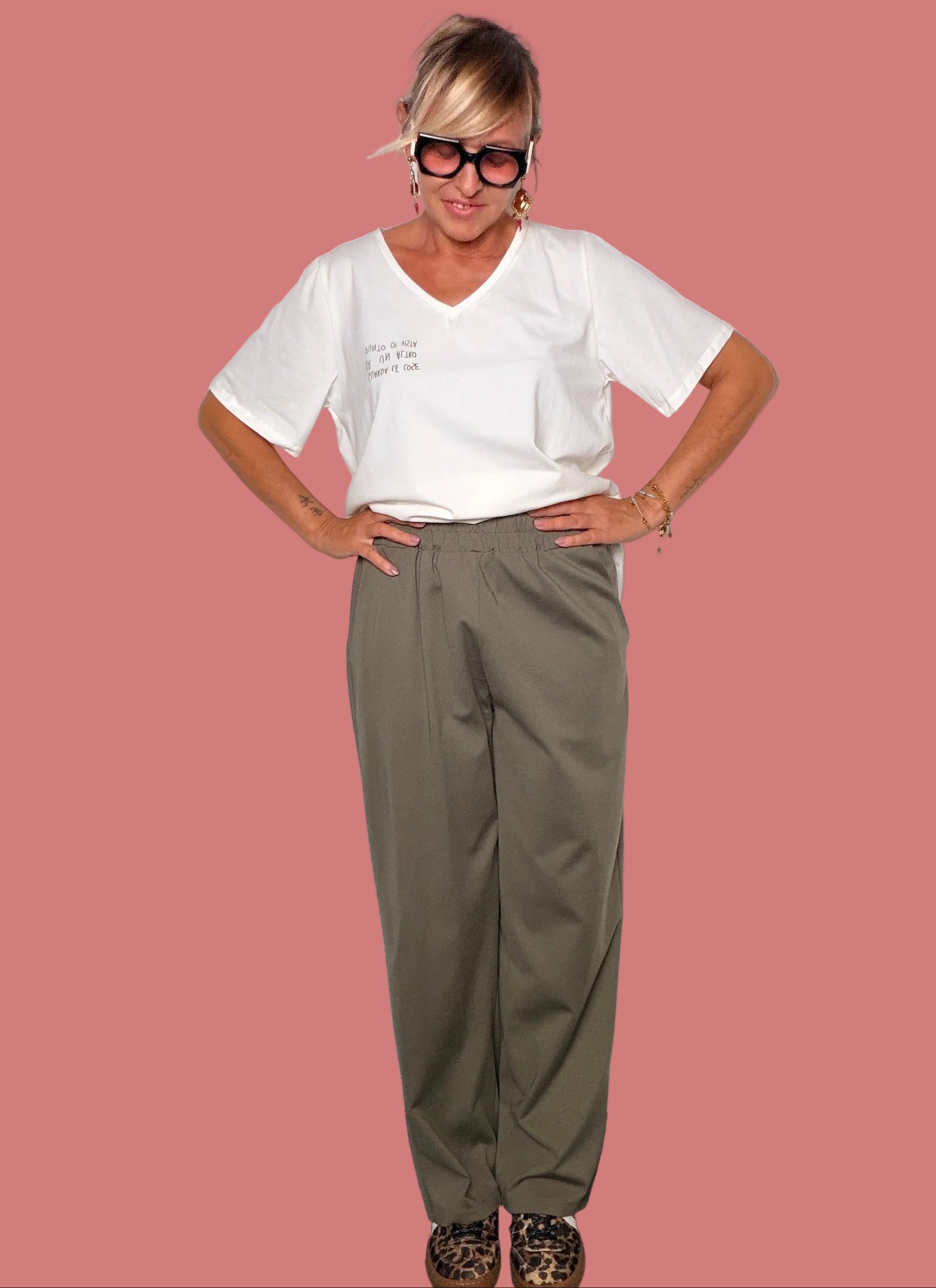 Pantalone Nero a Vita Alta con Gamba Morbida