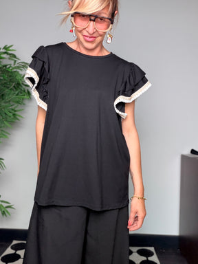 T-shirt Oversize con Maniche a Volant Doppio e Bordo Pizzo a Pallini