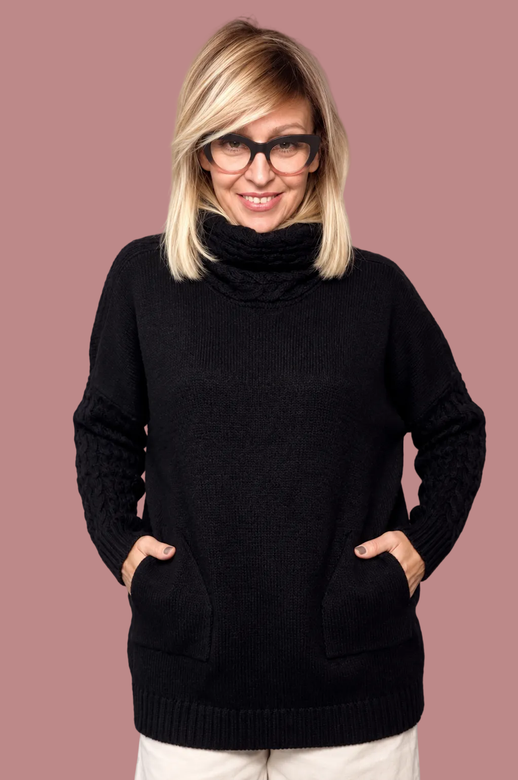 Maglia dolcevita con trecce e tasche – SUSY STAR