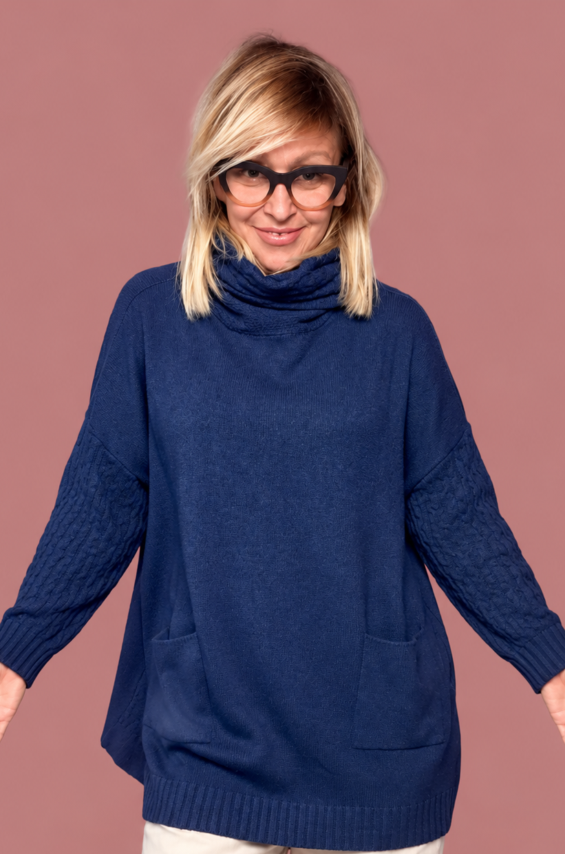 Maglia dolcevita con trecce e tasche – SUSY STAR