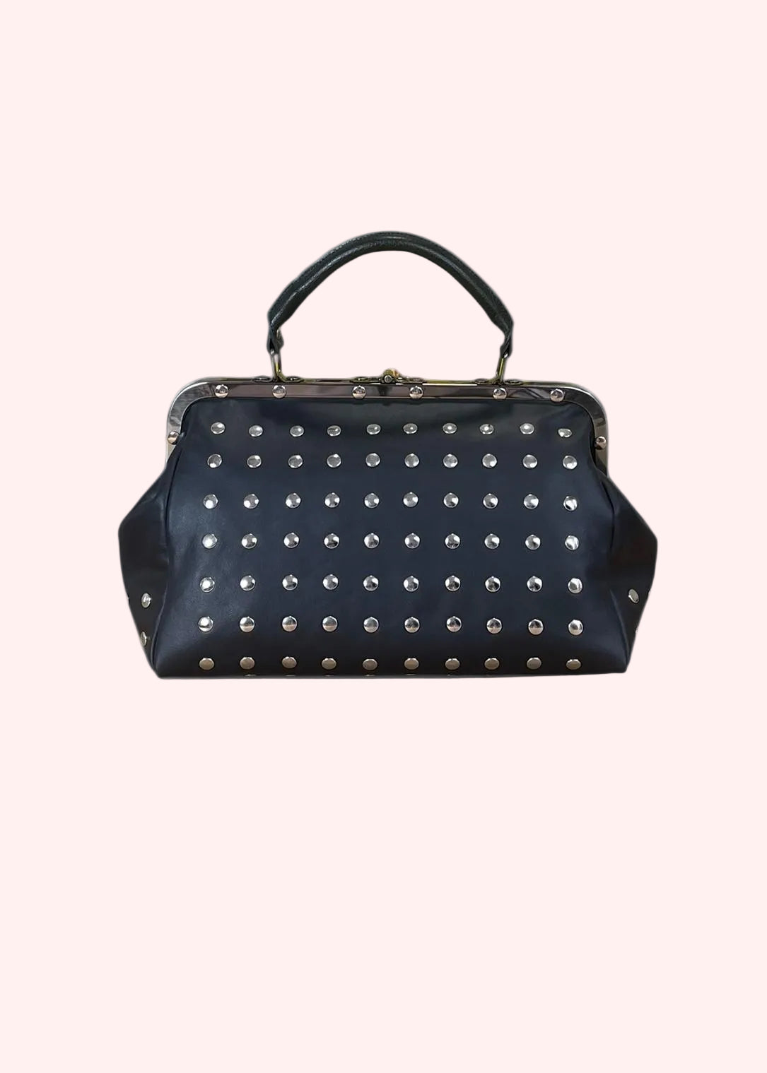 Borsa doctor bag nera con borchie silver — vista frontale variante