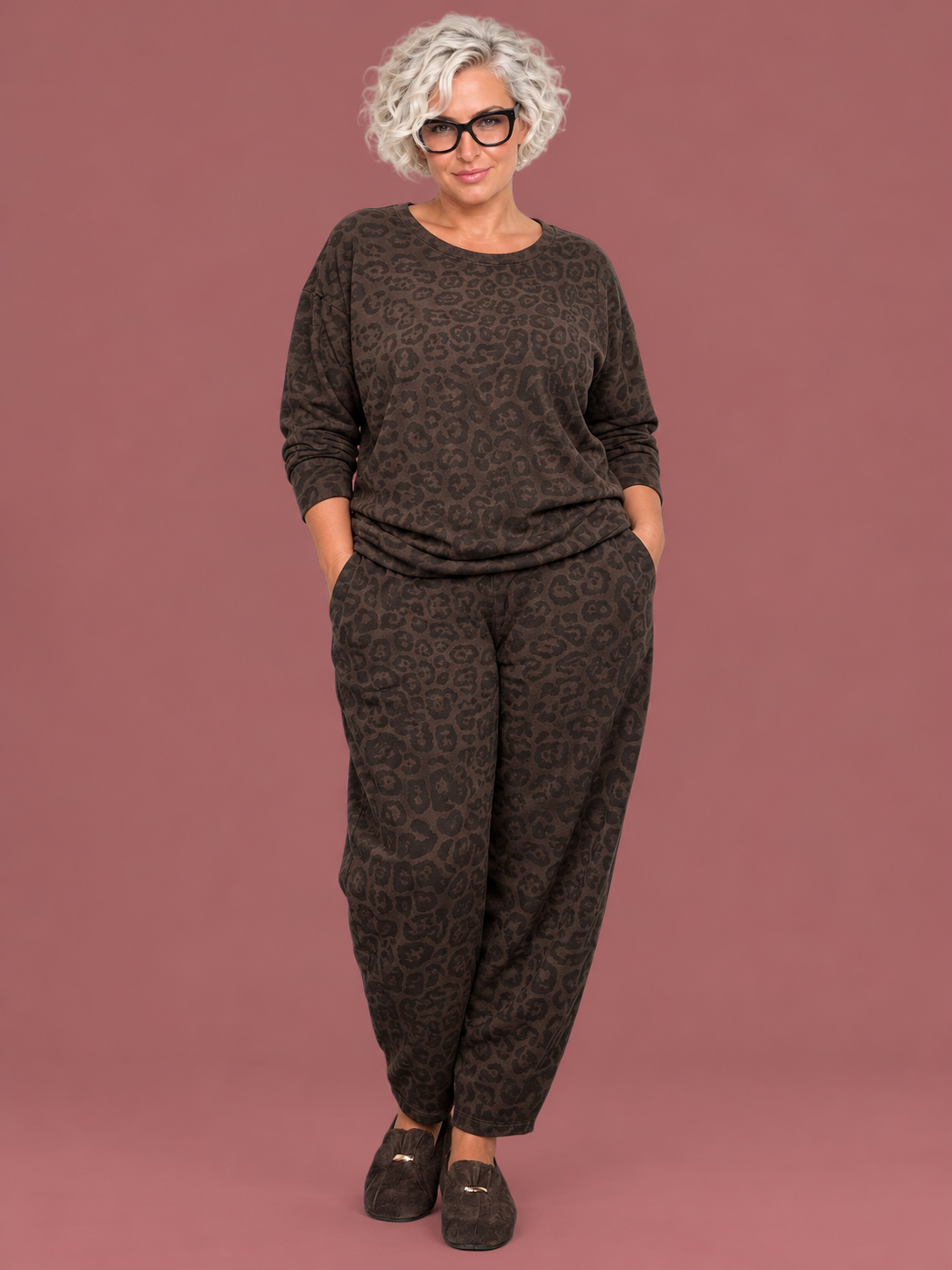 Pantalone Ovetto Moro Animalier Susy Star indossato dalla modella master