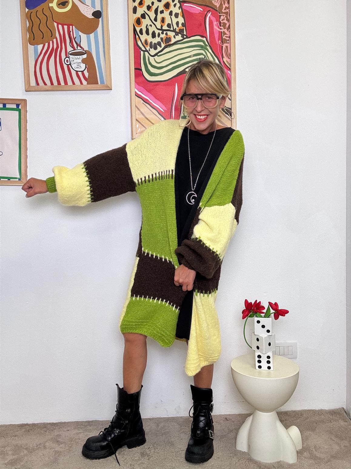 FEMALE - Cardigan Oversize a Blocchi di Colore  Avvolgente, Creativo, Super Cozy! CO212732/ MARRONE FEMALE 