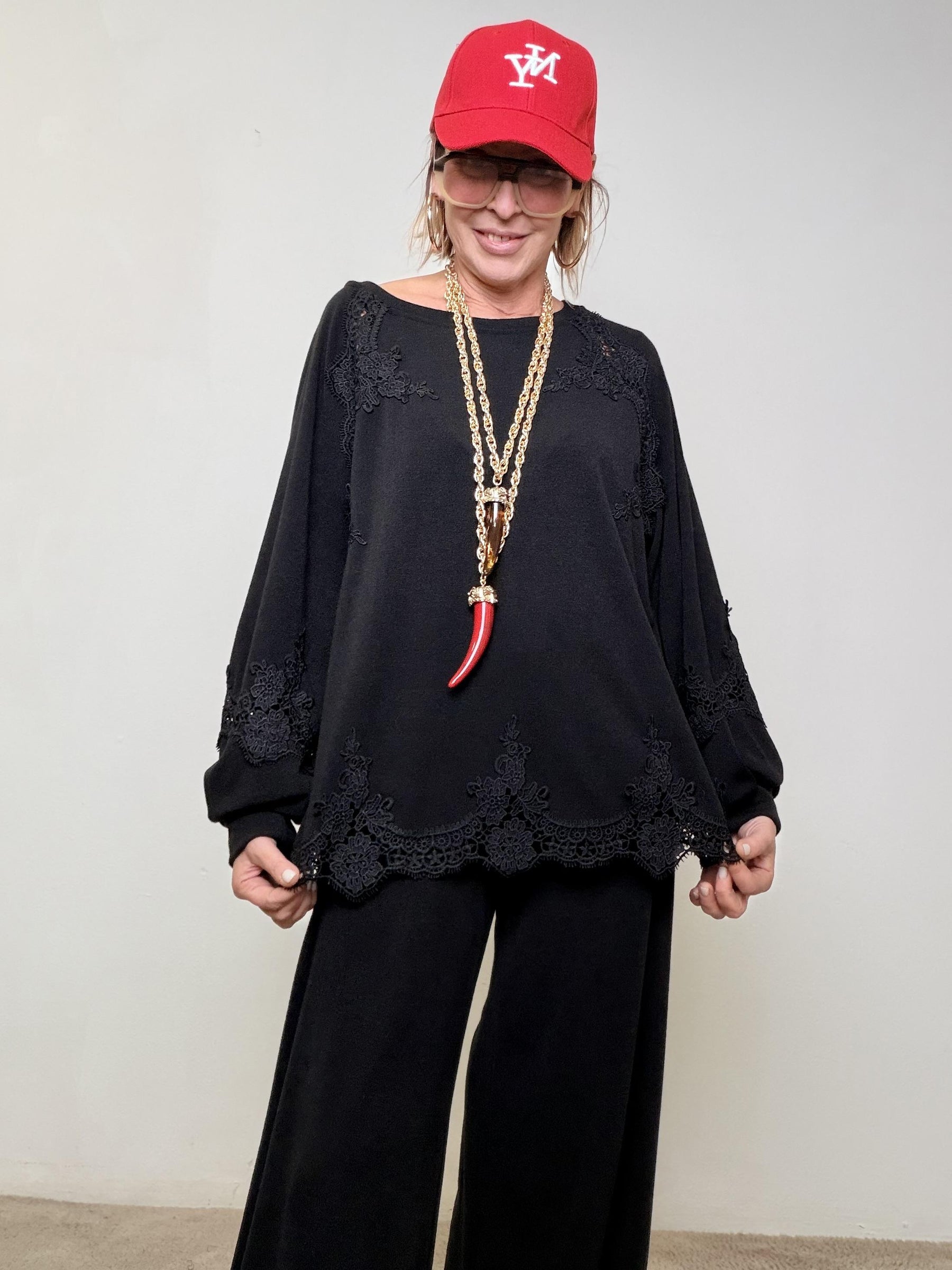 DEJA VU - Maglia Morbida con Inserti in Pizzo  Romantica, comoda e scenografica A25DL423/ NERO DEJA VU 