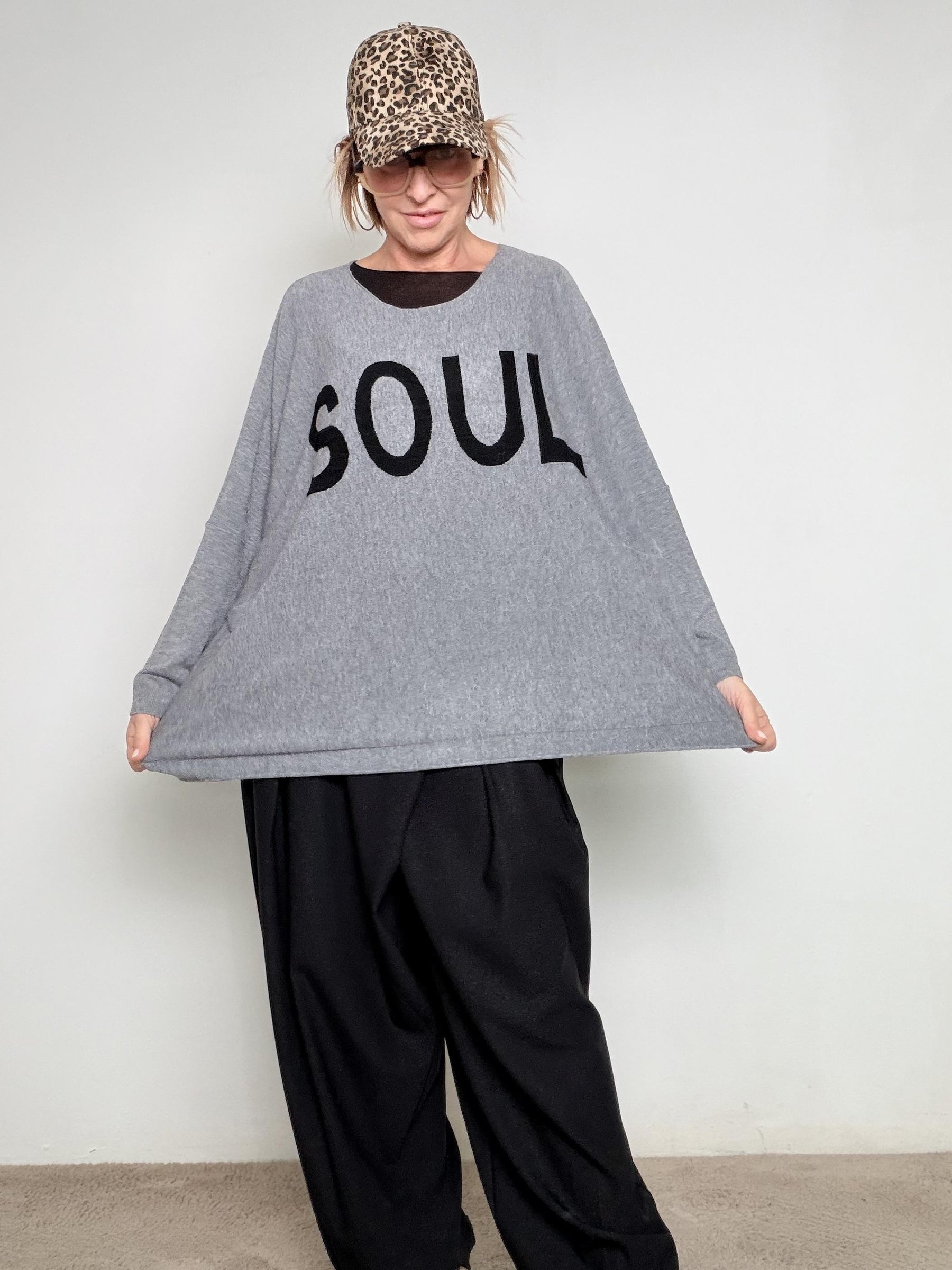 SUSY STAR - Maglia Soul Mood OVER GRIGIO ST78349/ GRIGIO SUSY STAR 