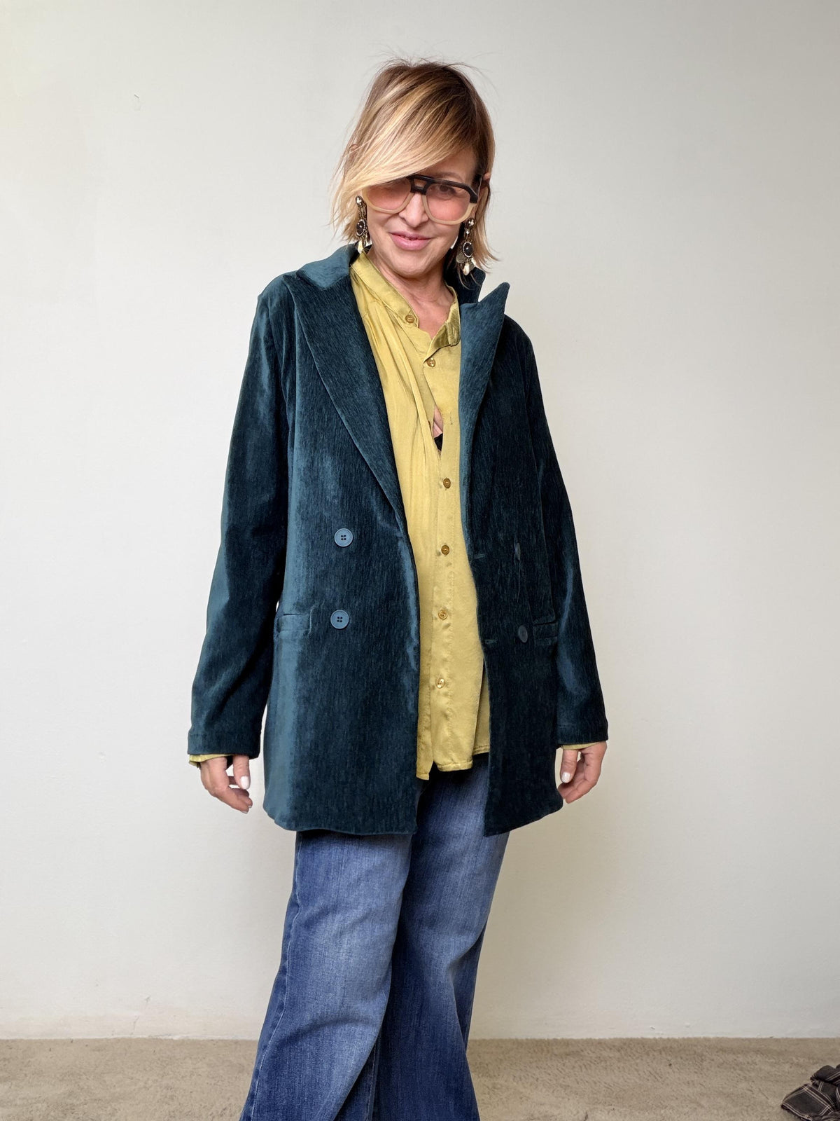 DEJA VU - Giacca Velvet Chic  la morbidezza elegante che veste sempre bene A25FL601/ OTTANIO DEJA VU 