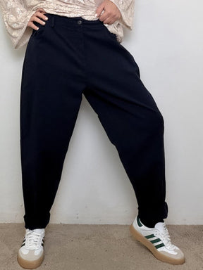 DEJA VU-  Pantaloni in bengalina  comfort, stile e versatilità in un solo capo nero A25UN203/ BLU DEJA VU 