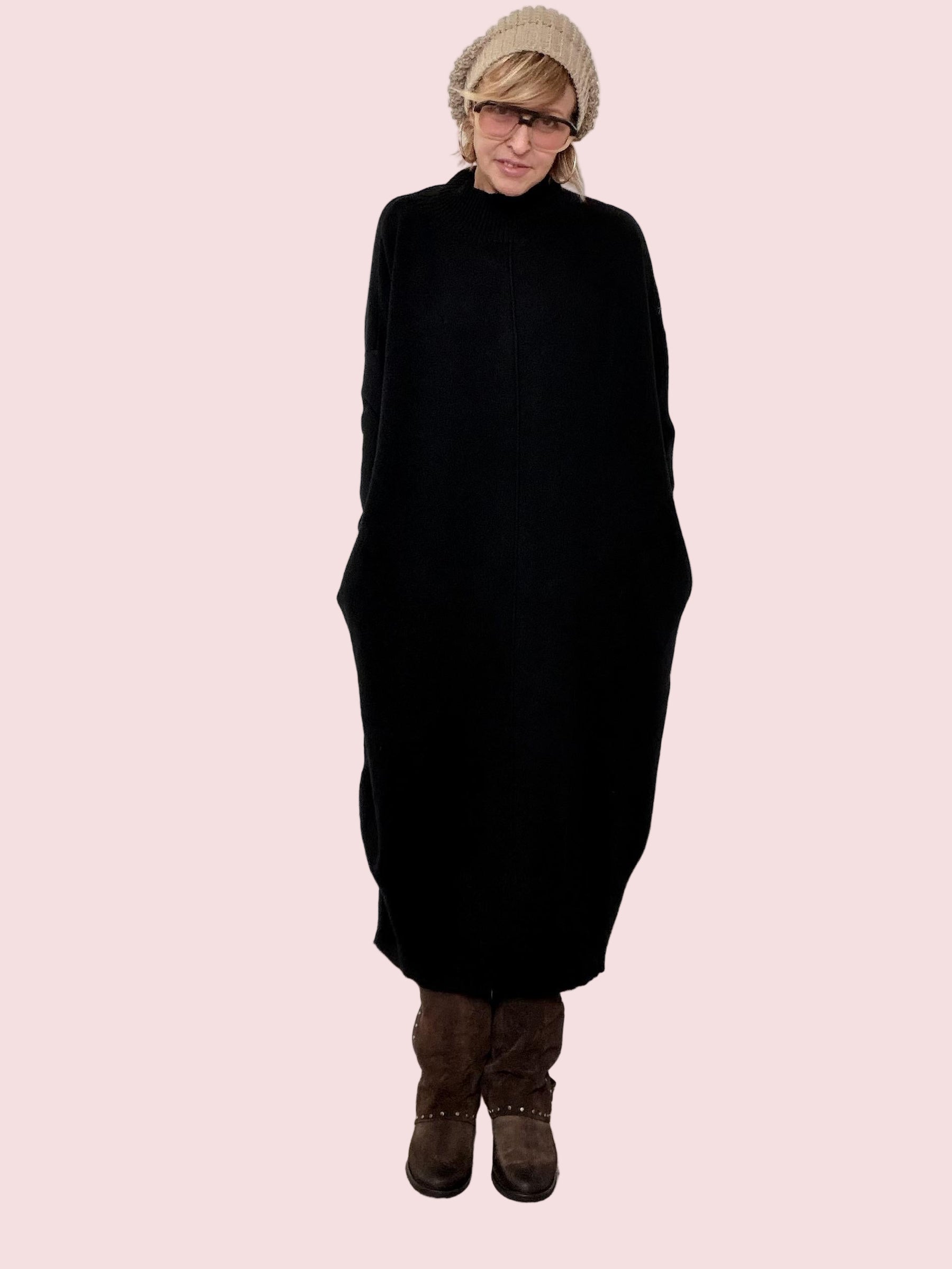 SUSY STAR - Abito over Cocoon Cozy nero C8700/ BLACK SUSY STAR 