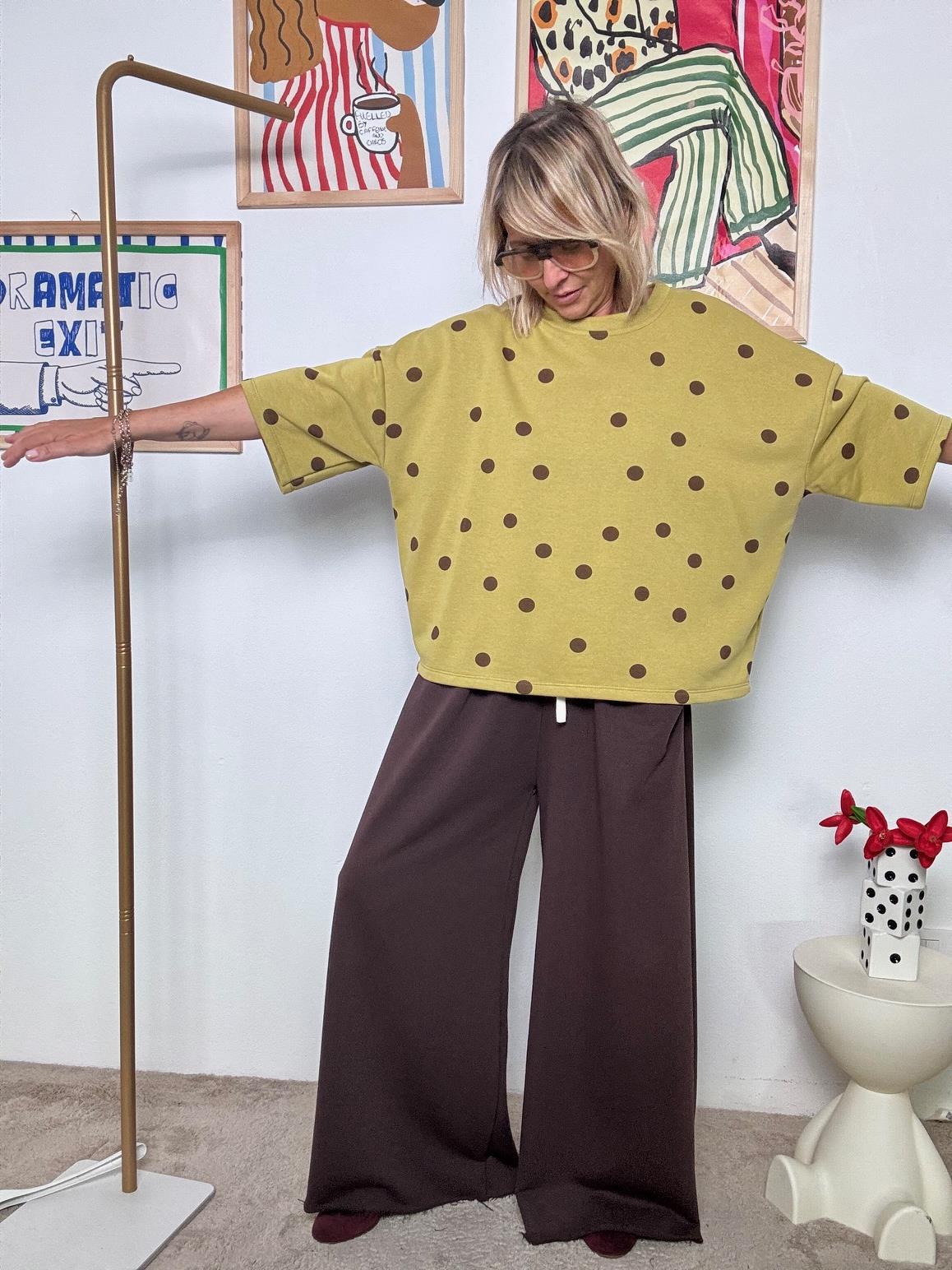 FEMALE - Felpa Oversize "Dot Power"  Stile comodo con personalità OCRA H1416/ OCRA FEMALE 