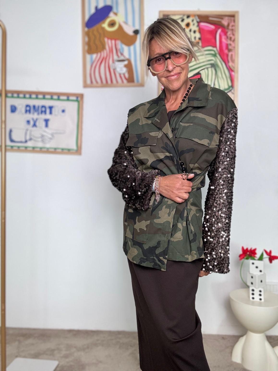 SUSY STAR - Giacca Military-Chic con Maniche in Paillettes  Camouflage con Scintilla! STS7278/ CAMOUFLAGE SUSY STAR 
