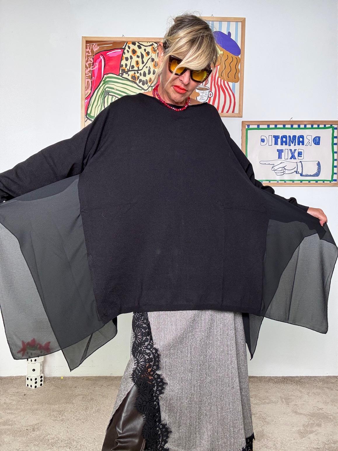 SUSY STAR - Maglia over con taglio a vele ST78401/ NERO SUSY STAR 