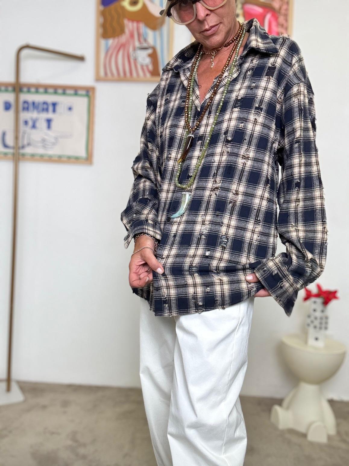 DEJA VU - Camicia over a quadri  Grunge rivisitato, comfort garantito A25AN113/ SCOZZESE BLU DEJA VU 