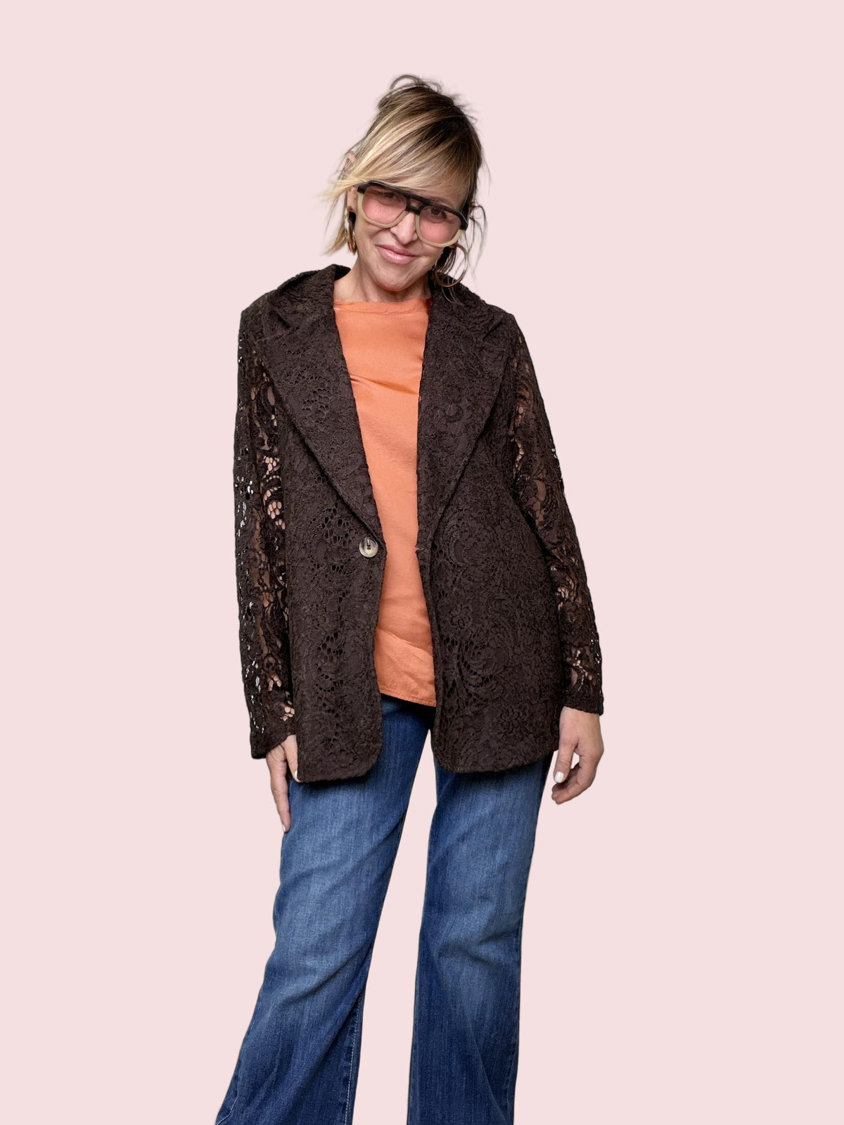 DEJA VU - Giacca in Punto Milano con maniche in pizzo  Eleganza rock e zero stress moro A25AN605/ MORO DEJA VU 