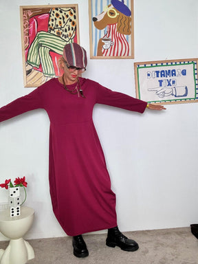 DEJA VU - Abito lungo in punto Milano  Comodo, elegante e dal carattere deciso vino FL707/ VINO DEJA VU 