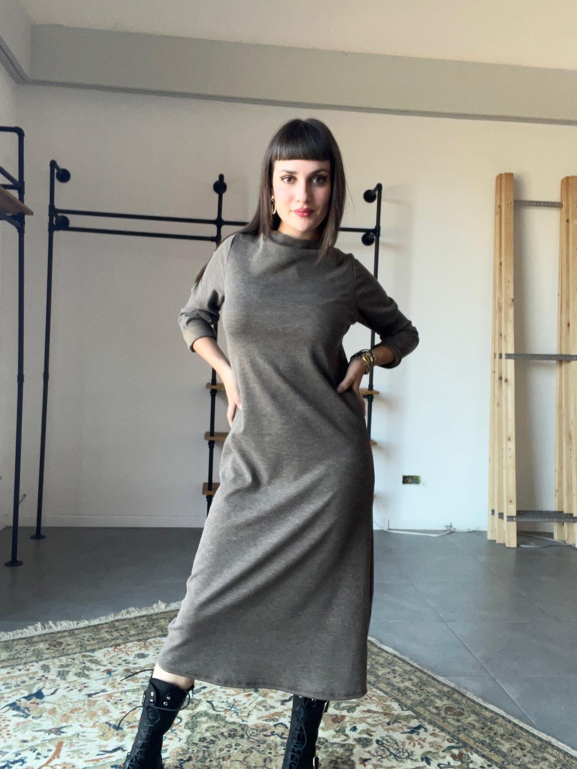 FEMALE_ Abito "Urban Muse" in Punto Milano Moro  Comfort senza compromessi, stile senza sforzo 31759YRXT/ BROWN FEMALE 