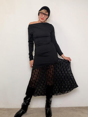 FEMALE - Abito Lace Allure  Sensuale, asimmetrico, irresistibile 39055 / NERO FEMALE 