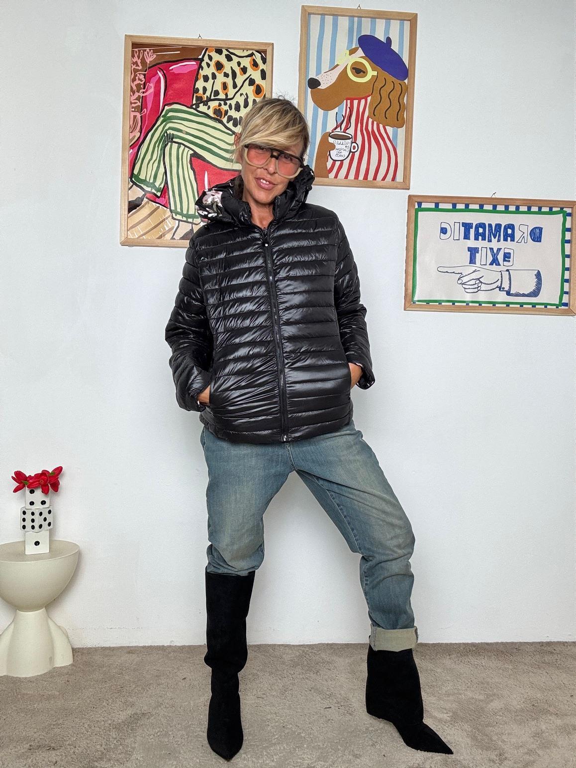 DEJA VU - Piumino 100 gr reversibile  Fantasia floreale e nero basic A25SO602/ NERO DEJA VU 