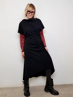 Abito minimal con anima romantica A25AN701/ NERO DEJA VU 