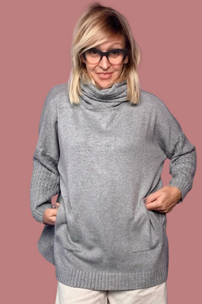 Maglia dolcevita con trecce e tasche – SUSY STAR