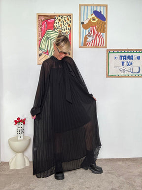 FEMALE - Abito lungo nero trasparente con maniche a sbuffo  Eleganza teatrale 86027/ NERO FEMALE 