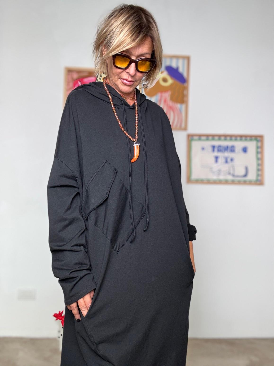 FEMALE - Abito Felpa con Cappuccio  Comfort Streetwear con un Twist Glam NERO A1122-F2/ NERO FEMALE 