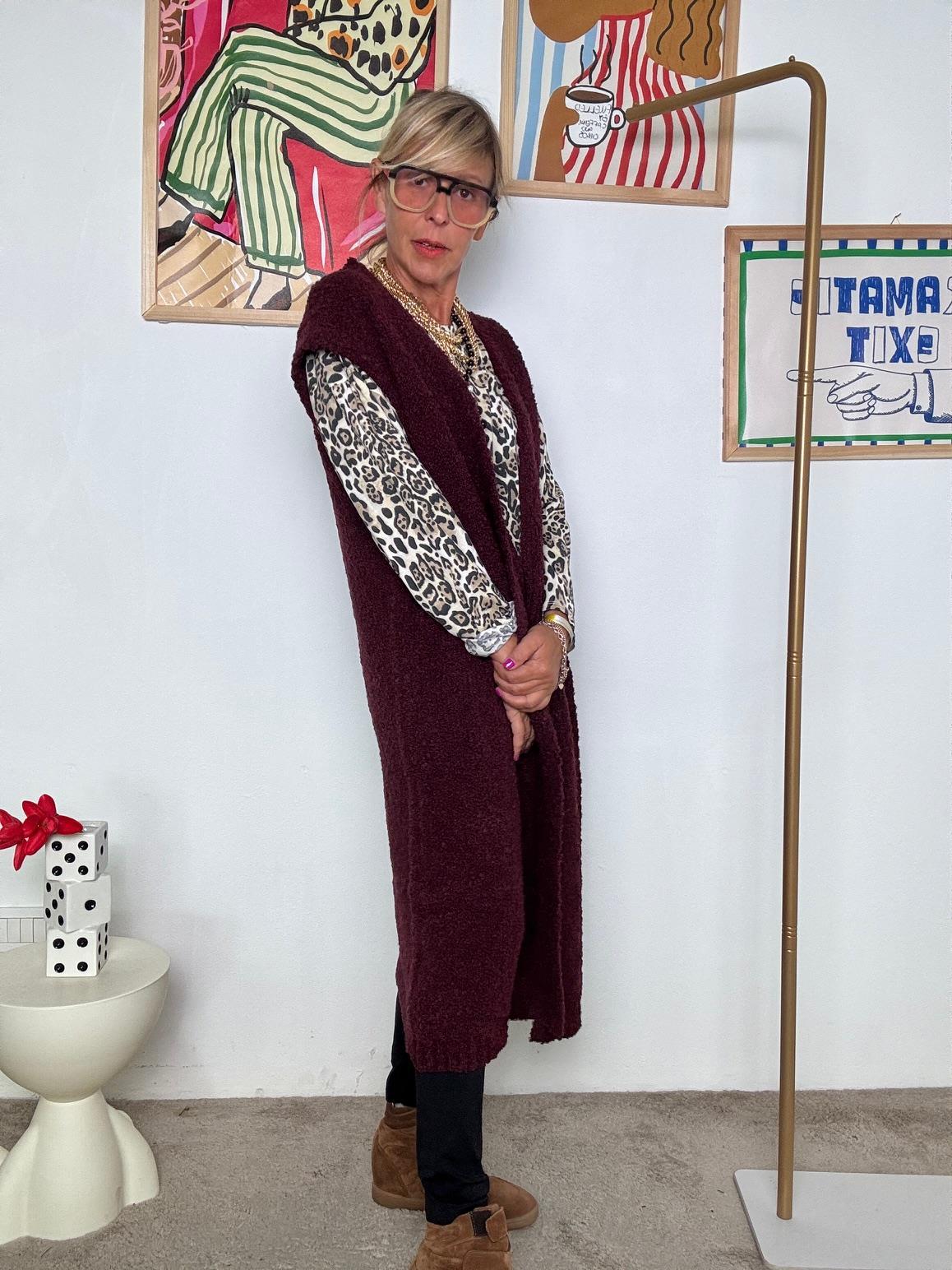 SUSY STAR - Cardigan lungo nero senza maniche in lana bouclé VINO STWK3017/ VINO SUSY STAR 