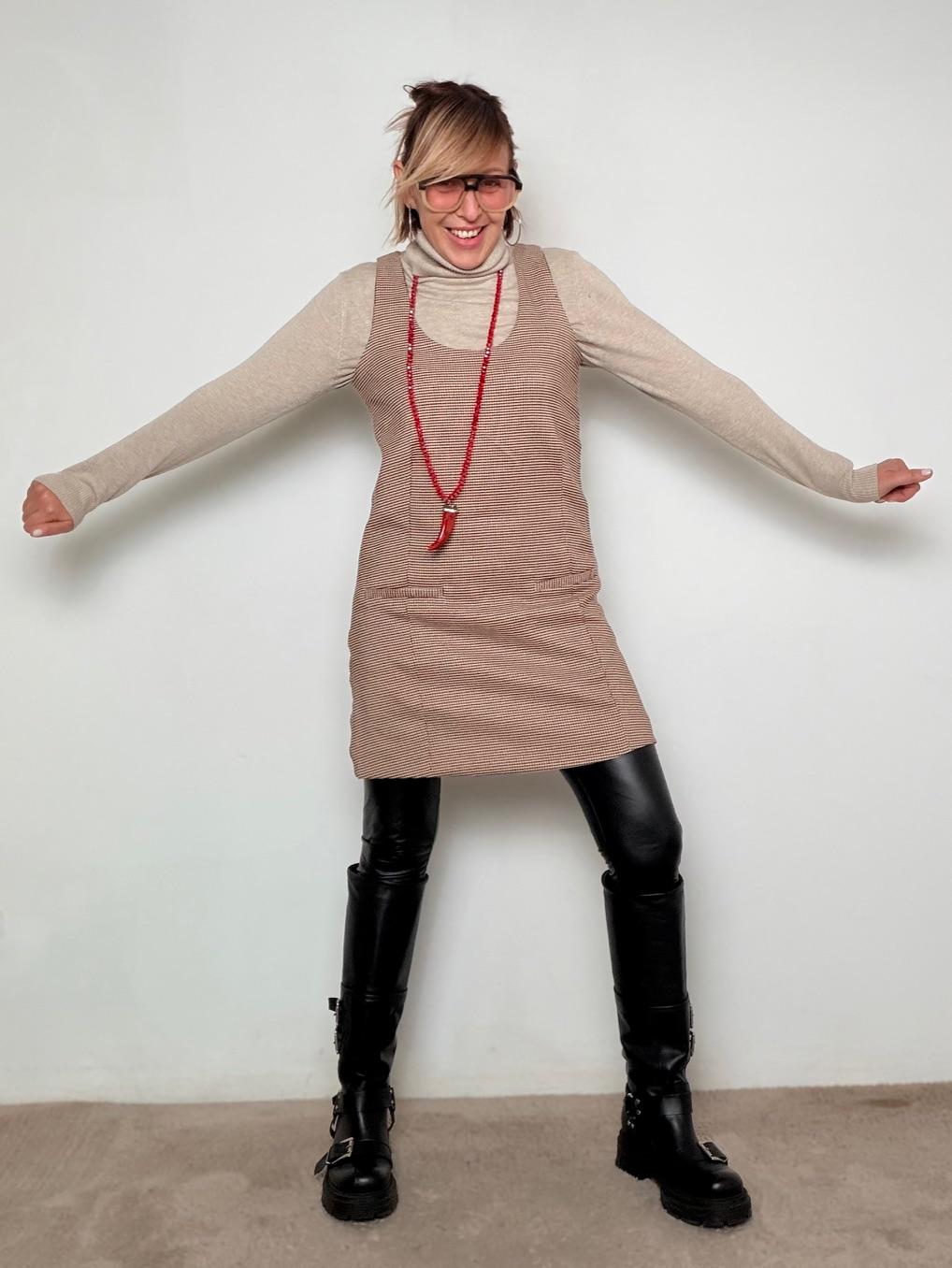 FEMALE - Maglia Dress Versatile V90017/ CAMMELLO FEMALE 