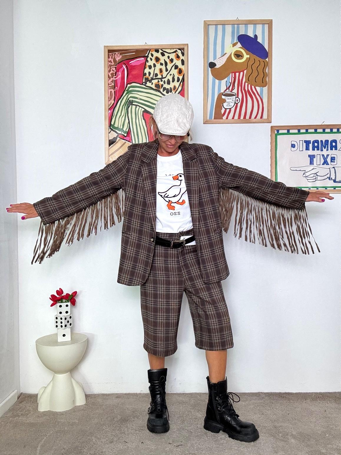 FEMALE - Giacca a quadri con frange: originale, trendy e piena di carattere H4705-C17/ CHECK MORO FEMALE 