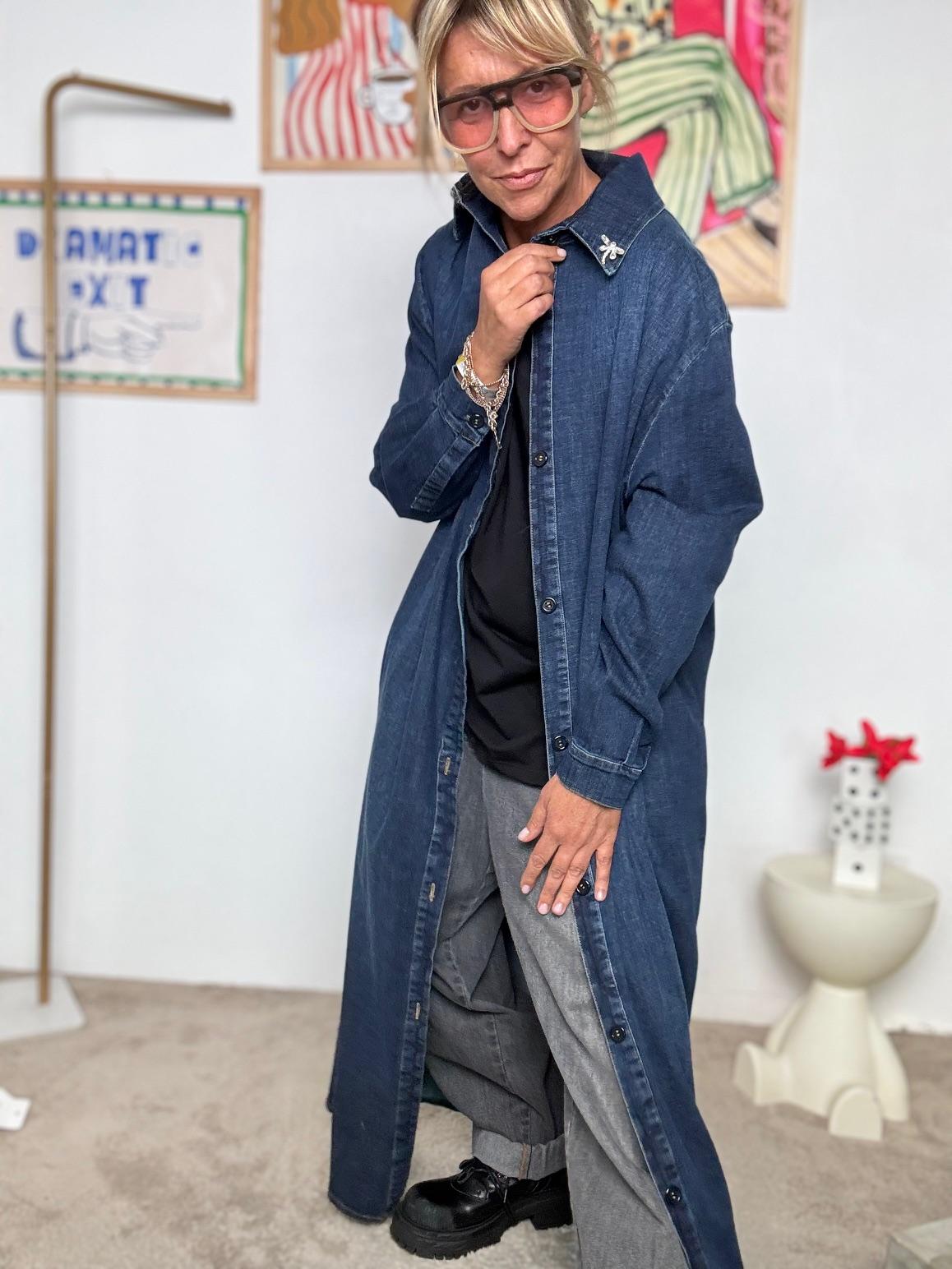 SUSY STAR - Giacca lunga in jeans unisex  Stile oversize, 100% carisma! ST3089/ JEANS SUSY STAR 