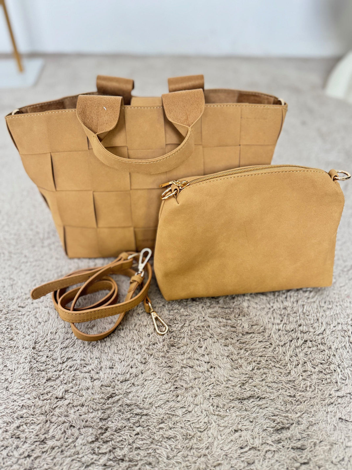 VIVIENNE D - Borsa shopper intrecciata in eco-pelle color cuoio con accessori coordinati V186/ BEIGE VIVIENNE D 